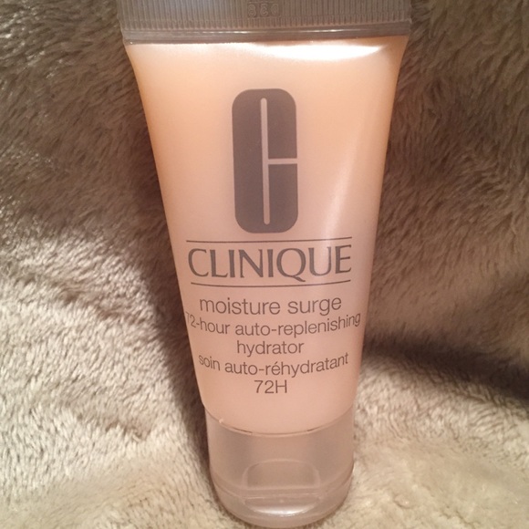 CLINIQUE Moisture Surge 72-hour Hydrator - Picture 2 of 4